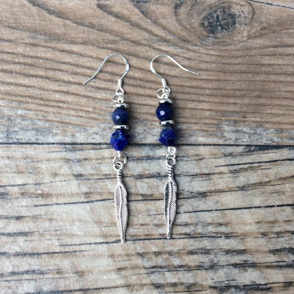 Boho Feather earrings with Lapis Lazuli - Picture 3 of 6